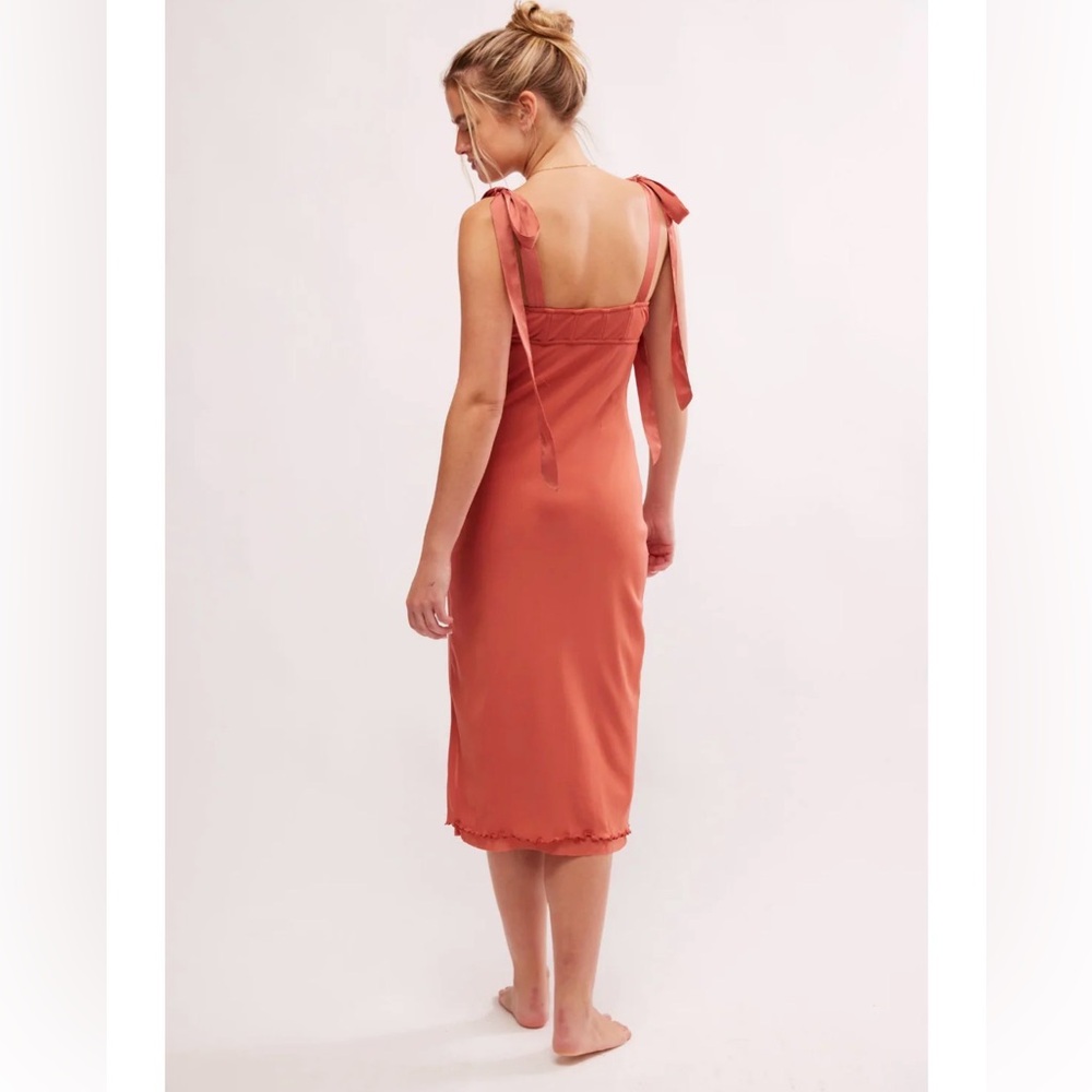 FREE PEOPLE - She got Glam Slip Dress - Medium - Picture 6 of 12